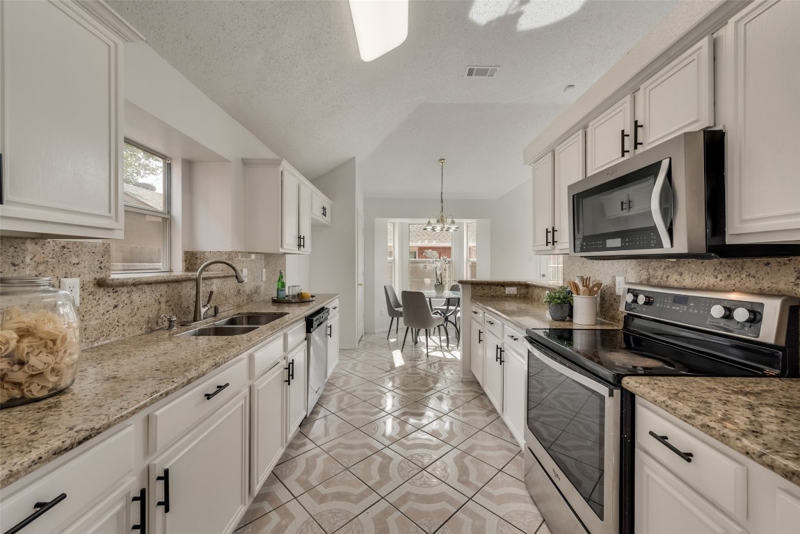 1150 Bay Side Drive Irving TX 75060