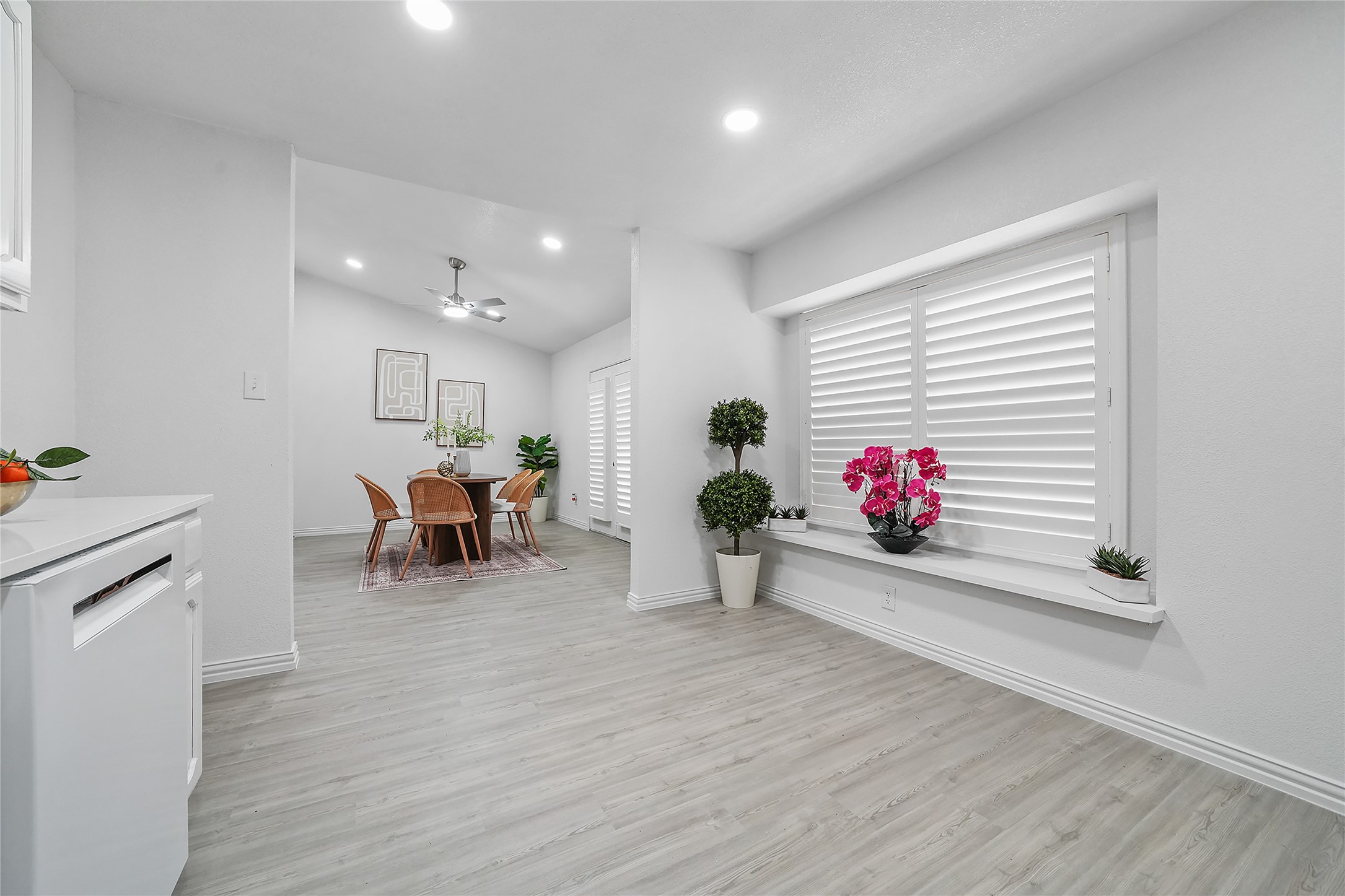 142 Kingsbridge Drive Garland TX 75040