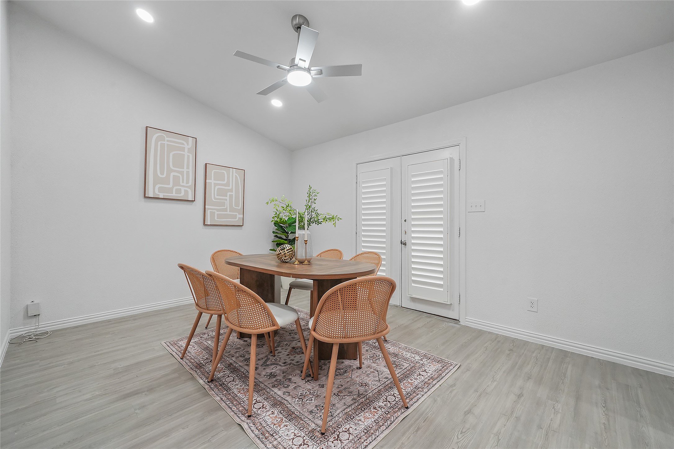 142 Kingsbridge Drive Garland TX 75040