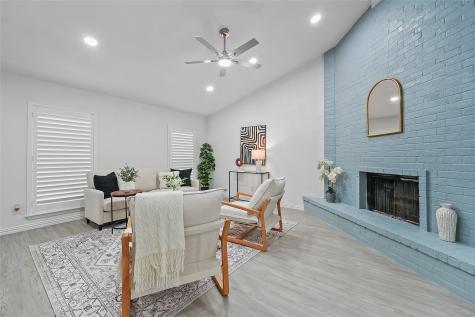 142 Kingsbridge Drive Garland TX 75040