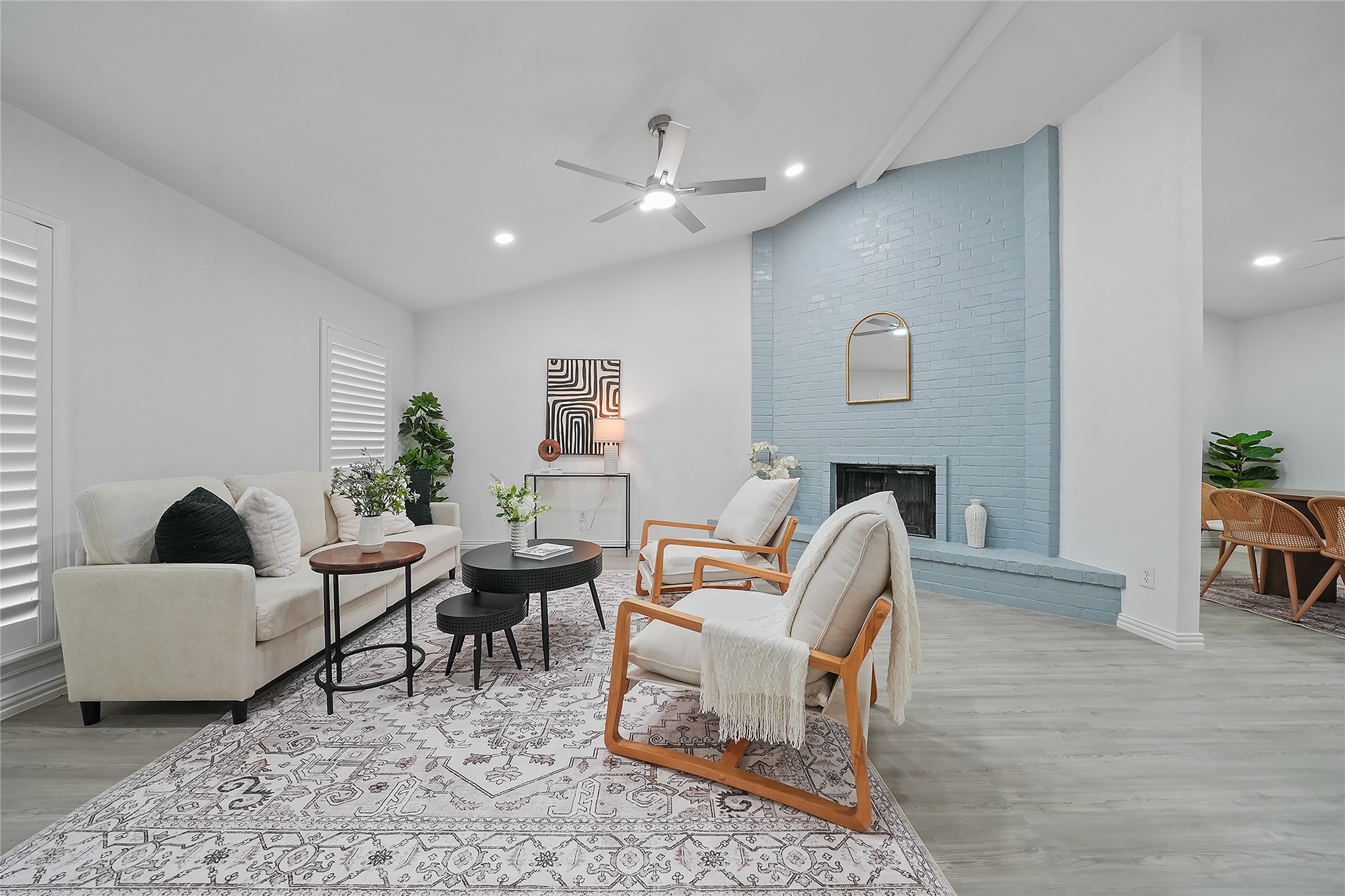 142 Kingsbridge Drive Garland TX 75040