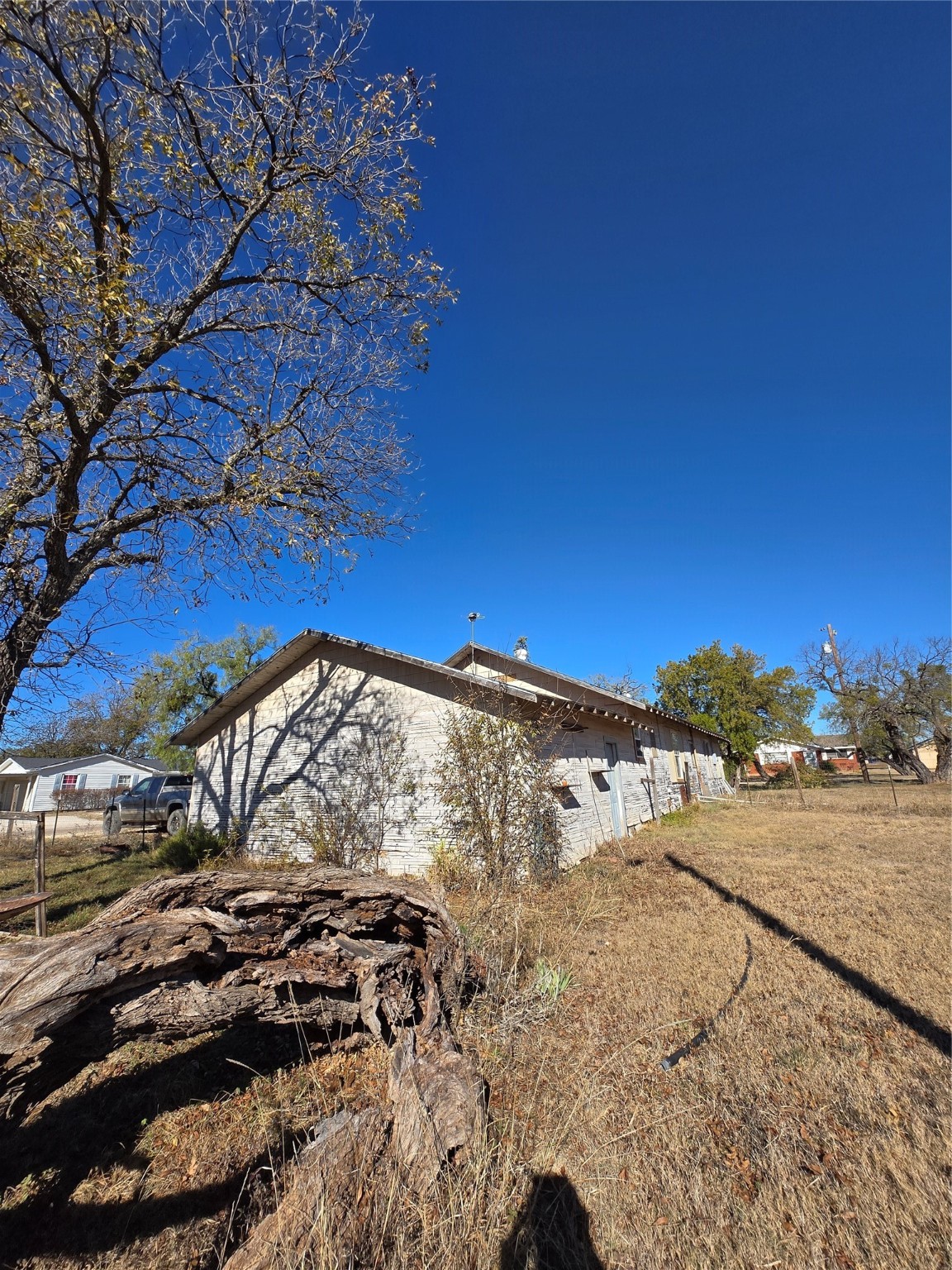 481 Avenue D Lawn TX 79530