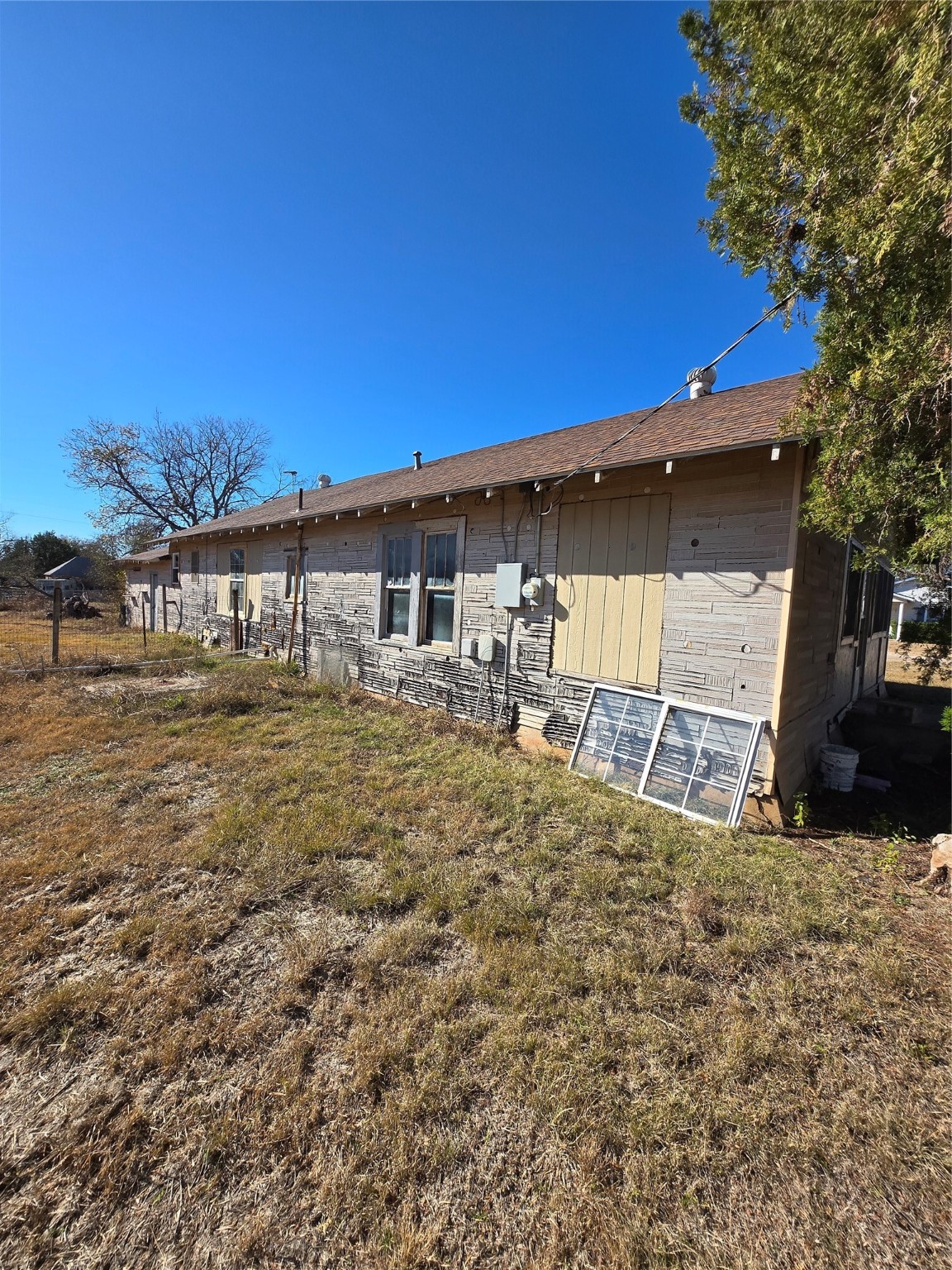 481 Avenue D Lawn TX 79530