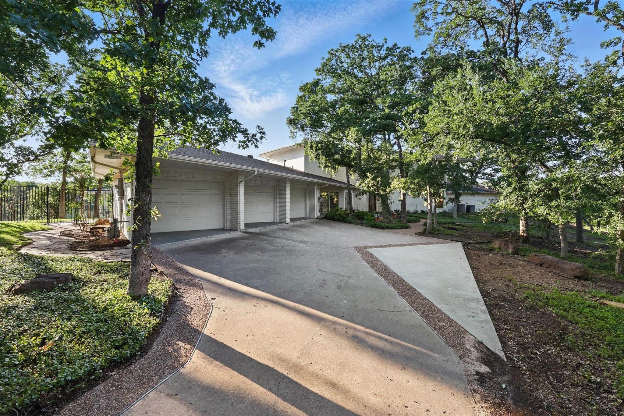 772 Lakewood Court Highland Village TX 75077