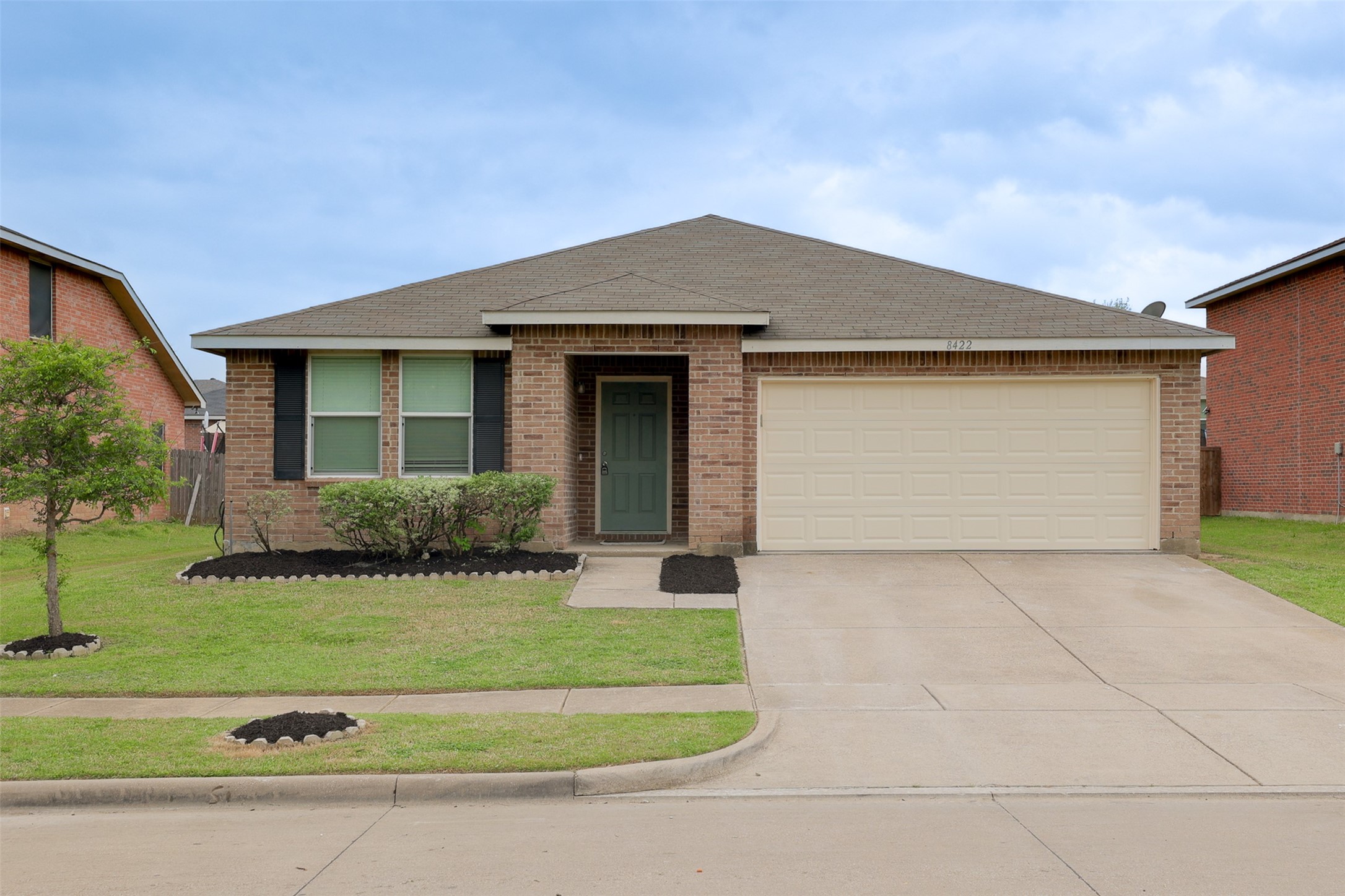 8422 Seven Hills Road Arlington TX 76002