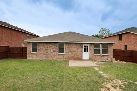 8422 Seven Hills Road Arlington TX 76002