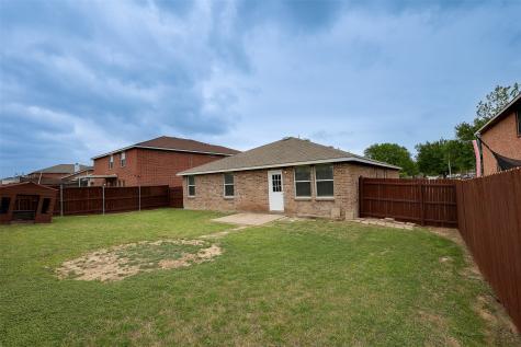 8422 Seven Hills Road Arlington TX 76002