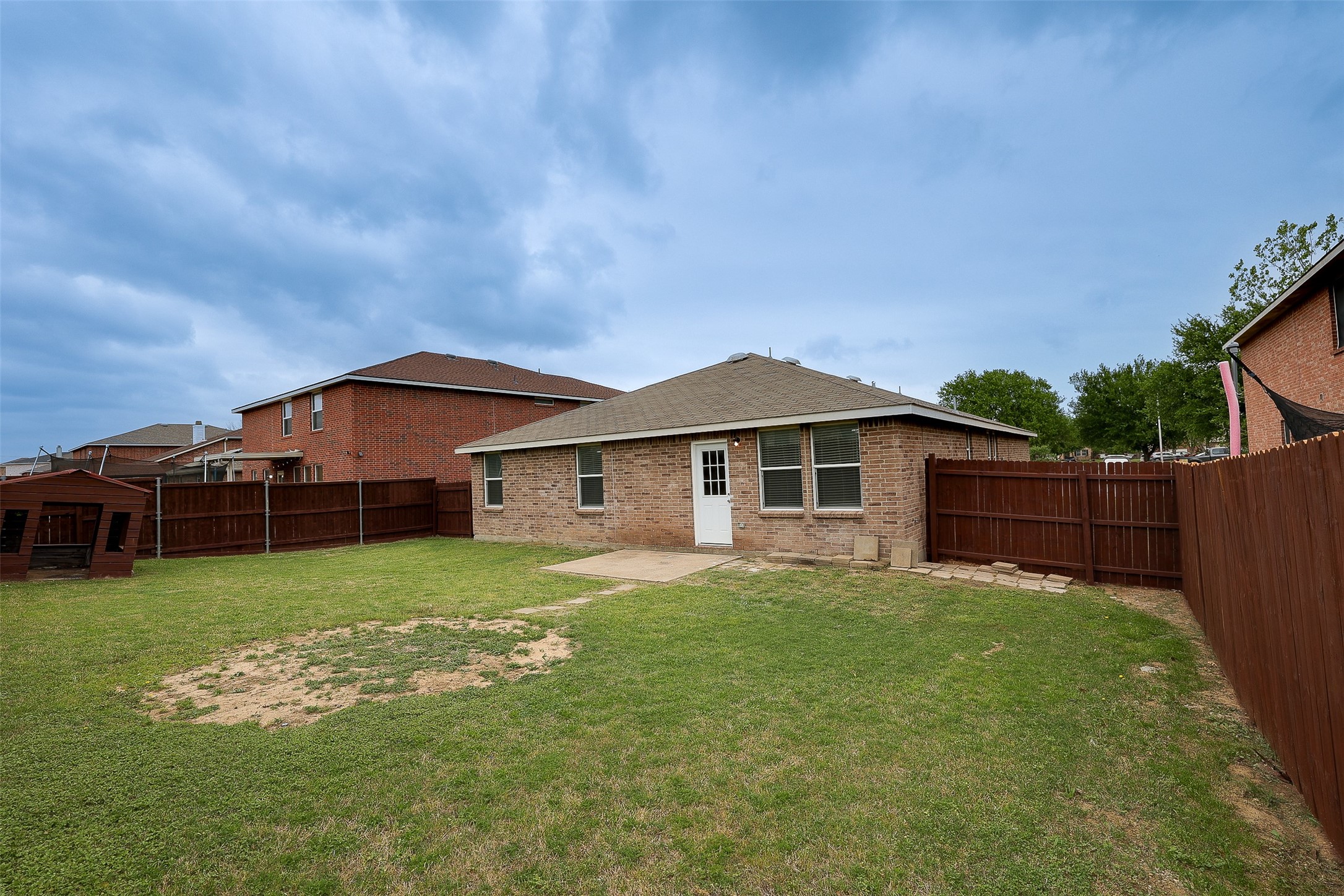 8422 Seven Hills Road Arlington TX 76002