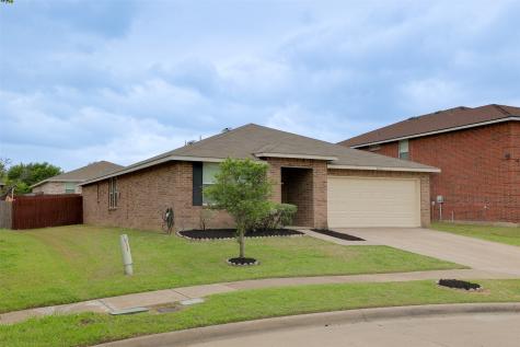 8422 Seven Hills Road Arlington TX 76002