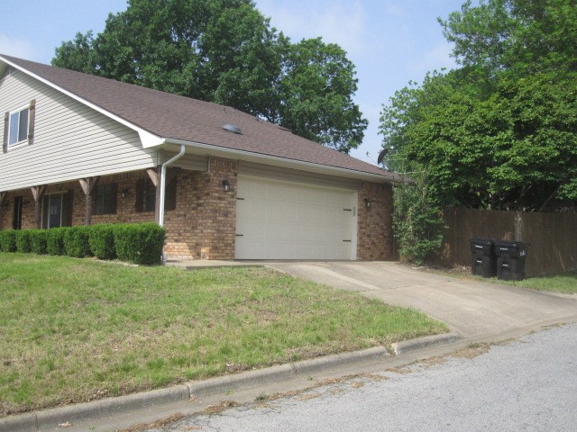 2801 Pyramid Circle Denison TX 75020