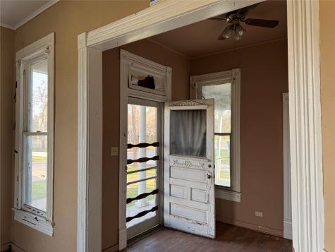 317 Scullin Denison TX 75020
