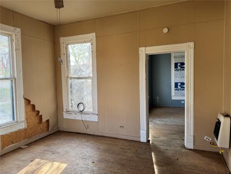 317 Scullin Denison TX 75020