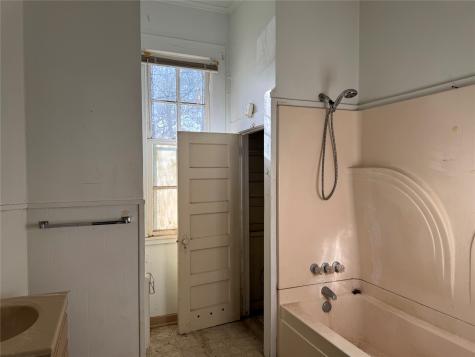 317 Scullin Denison TX 75020
