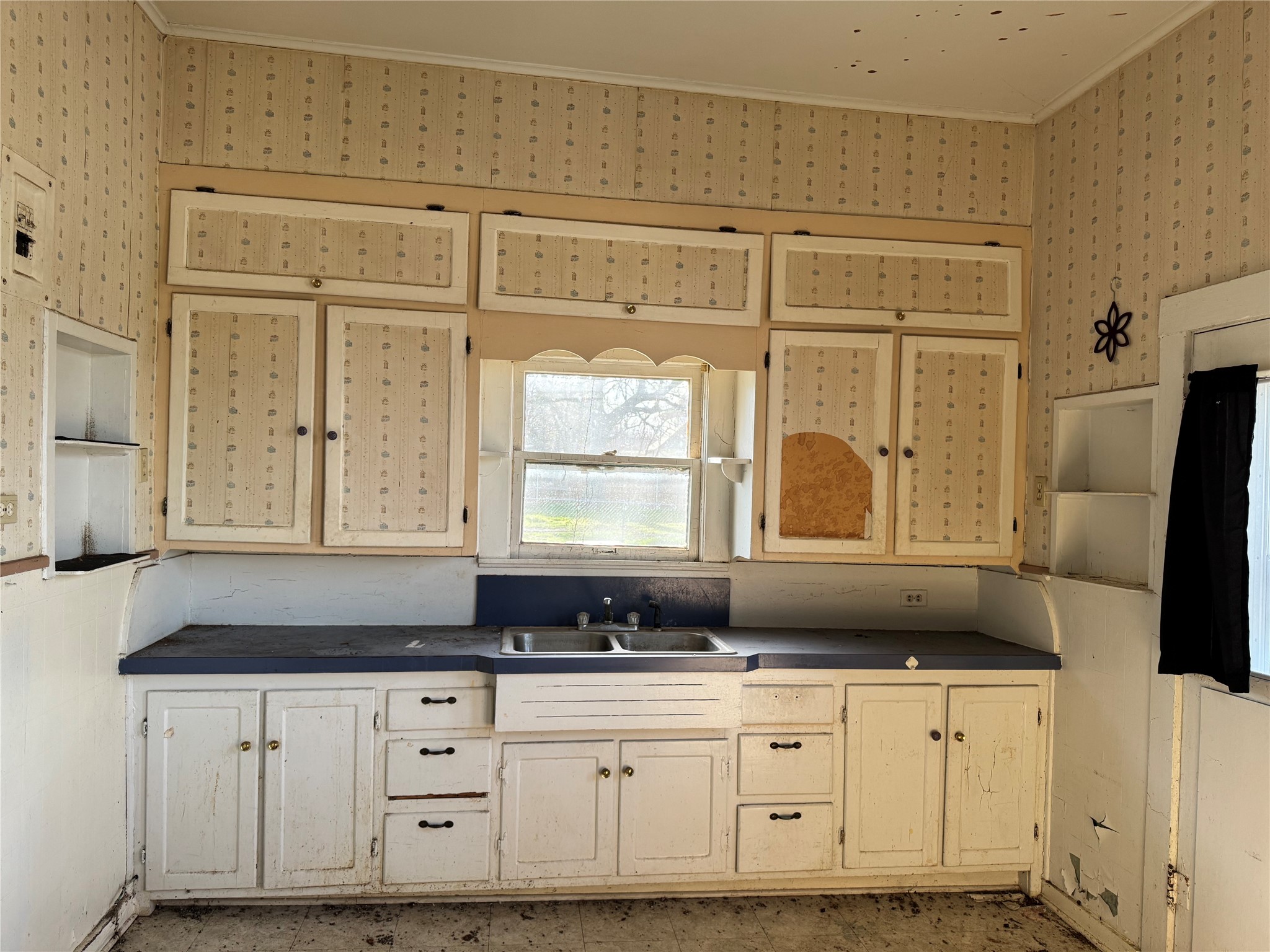 317 Scullin Denison TX 75020