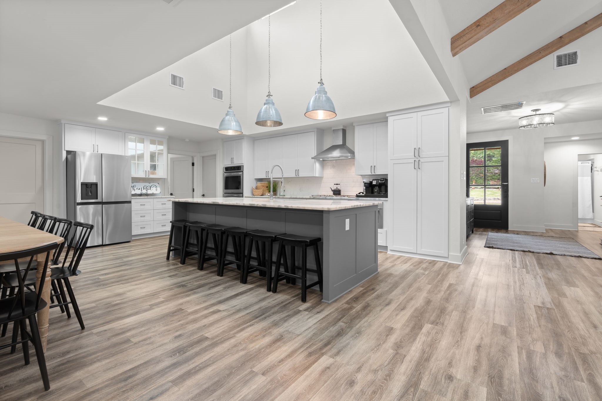 1704 Silverside Drive Grapevine TX 76051