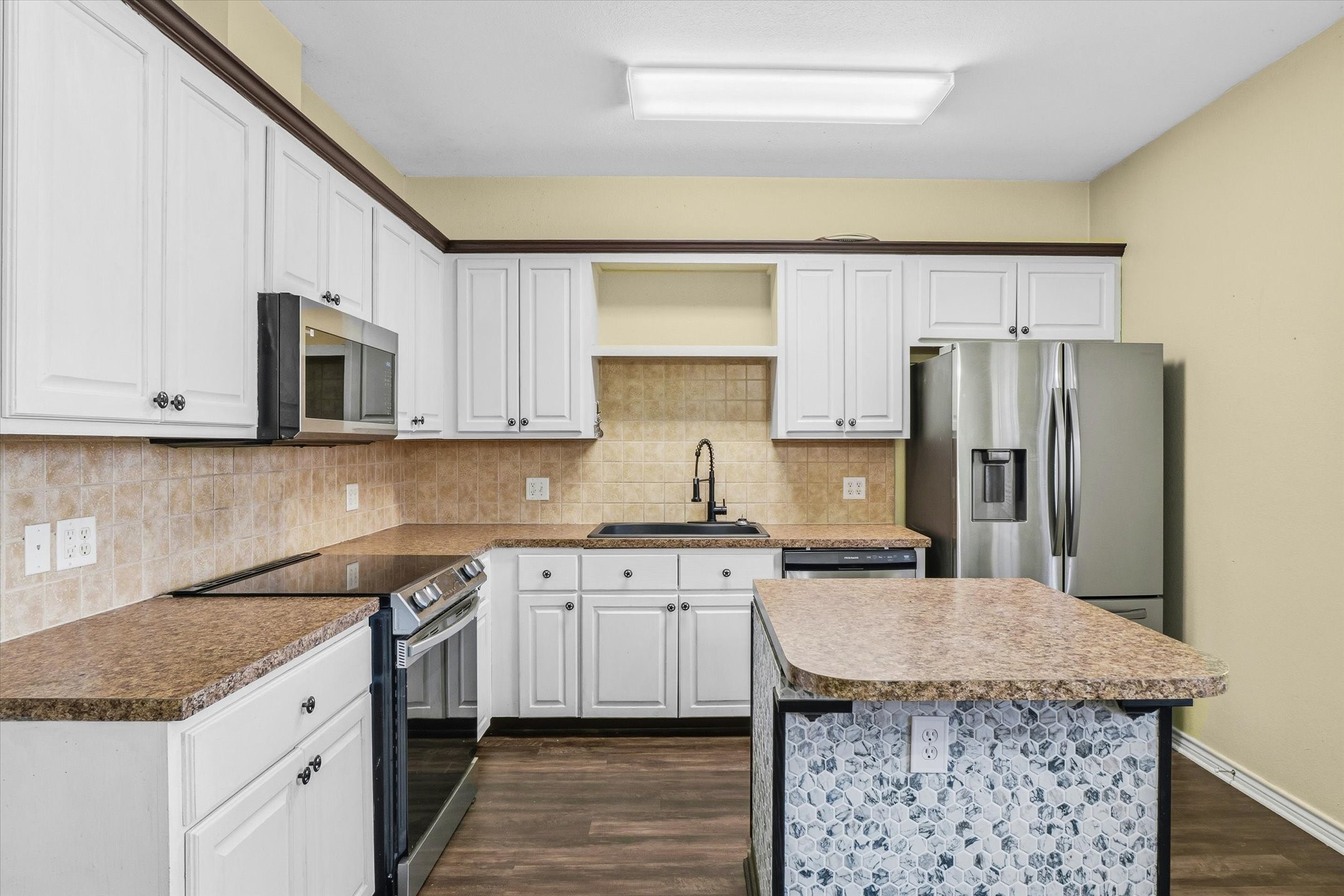 6030 Suncrest Drive Athens TX 75752