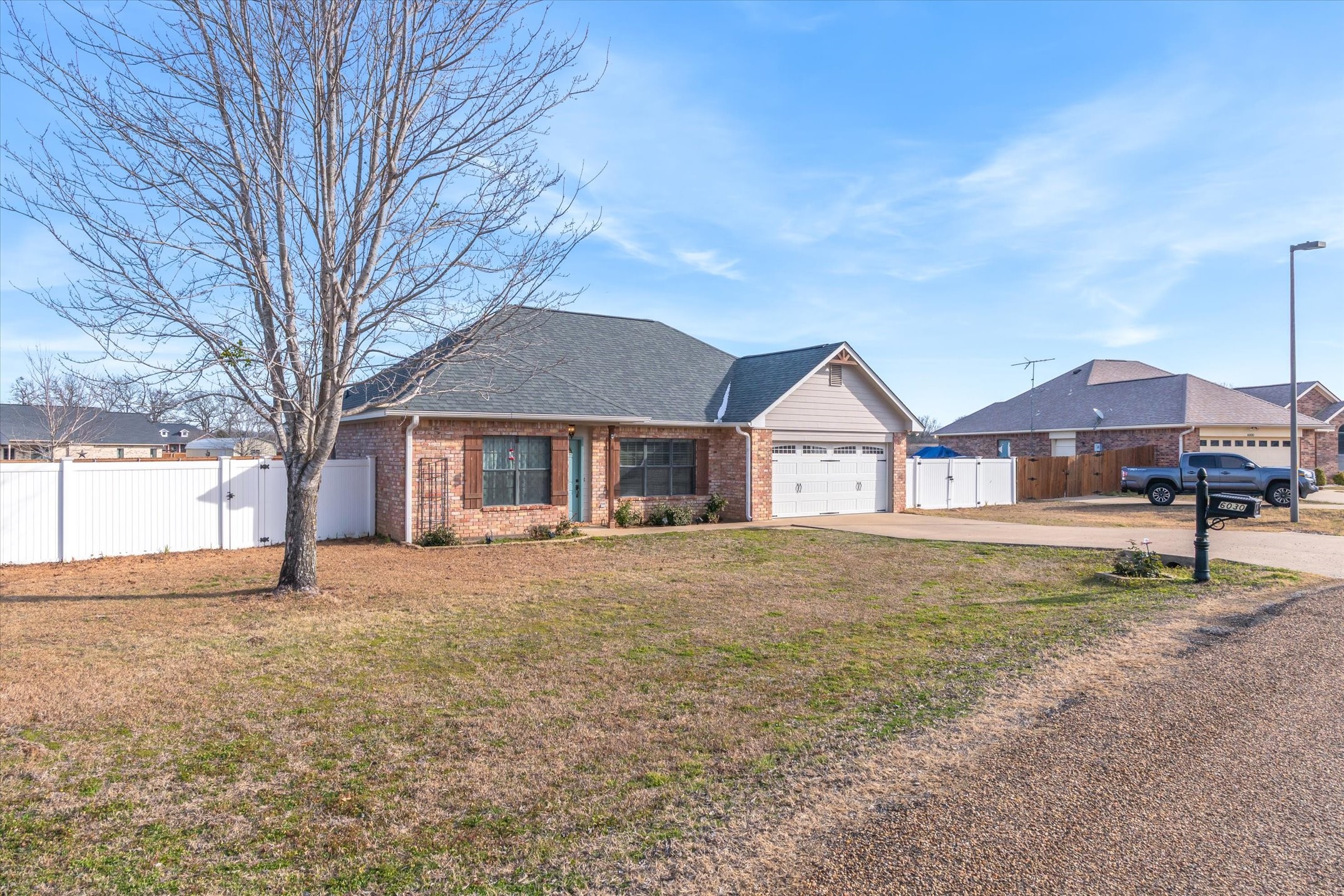 6030 Suncrest Drive Athens TX 75752