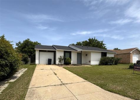 7005 Greenview Circle N Fort Worth TX 76120