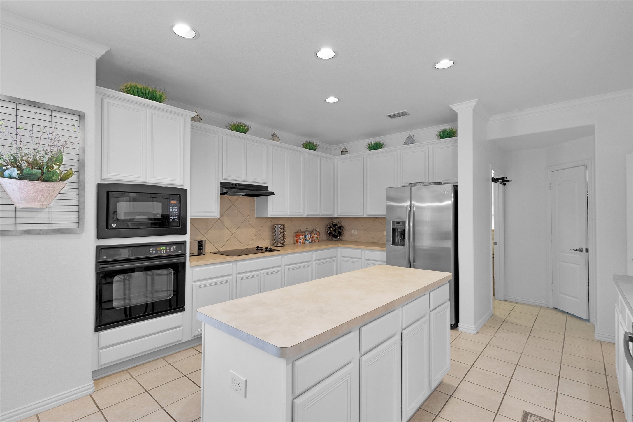 8972 Kennsington Street Frisco TX 75036