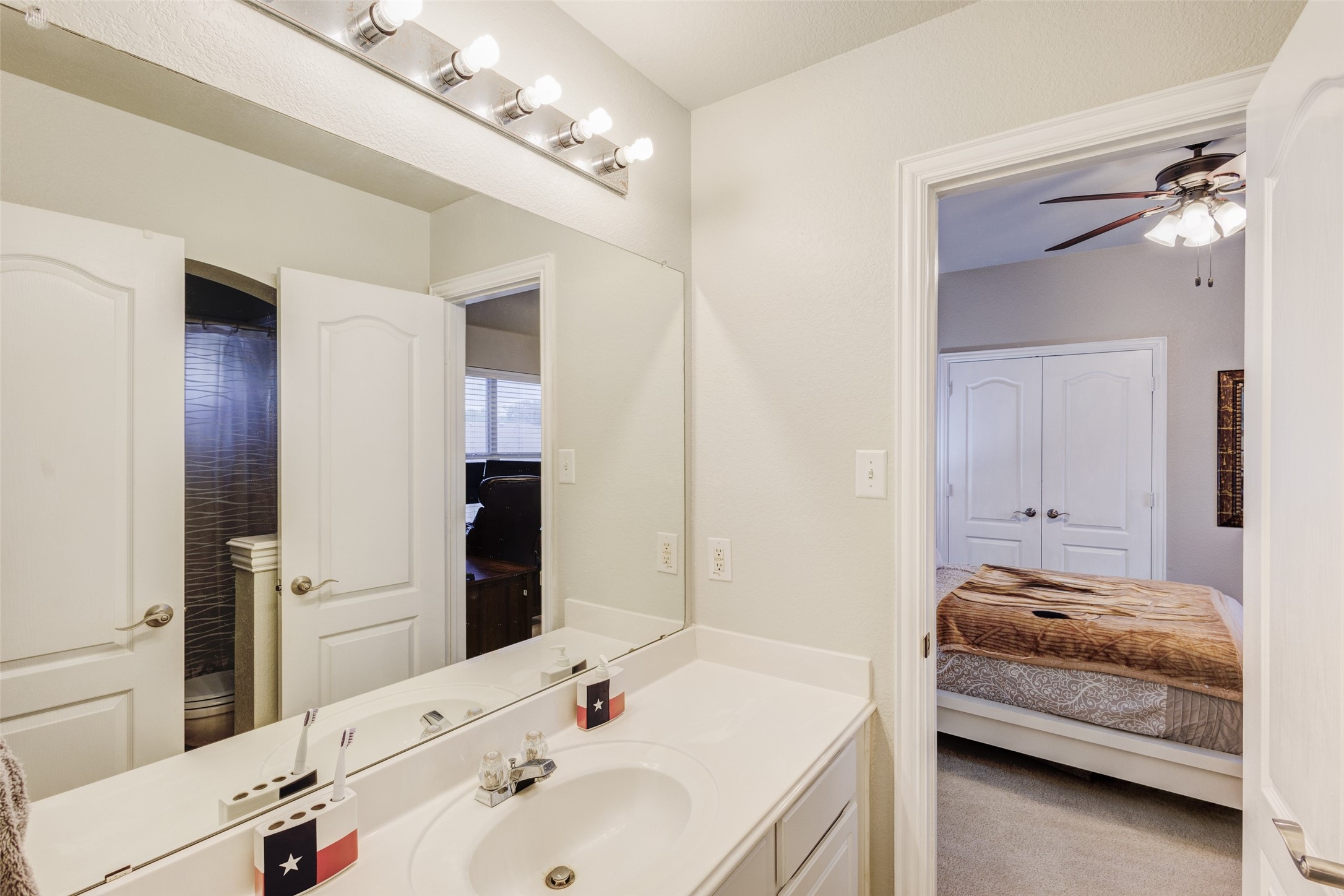 8972 Kennsington Street Frisco TX 75036