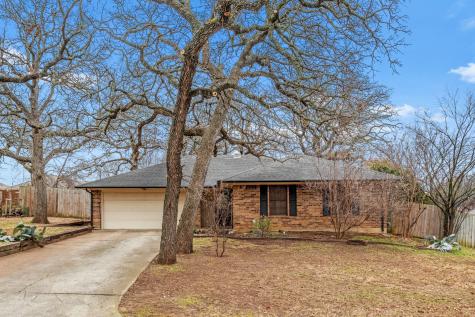 503 Oakhill Drive Denton TX 76201