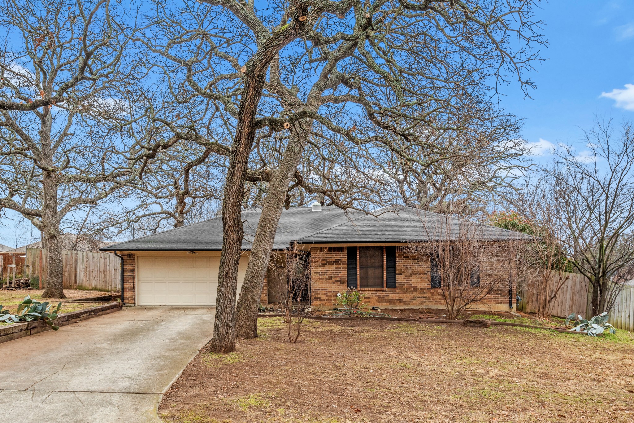 503 Oakhill Drive Denton TX 76201
