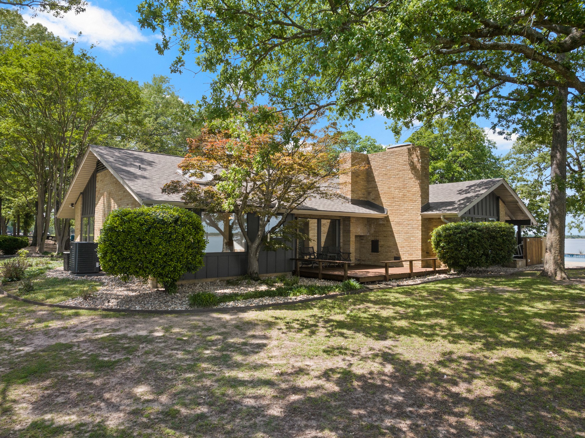 360 County Road 2136 Pittsburg TX 75686