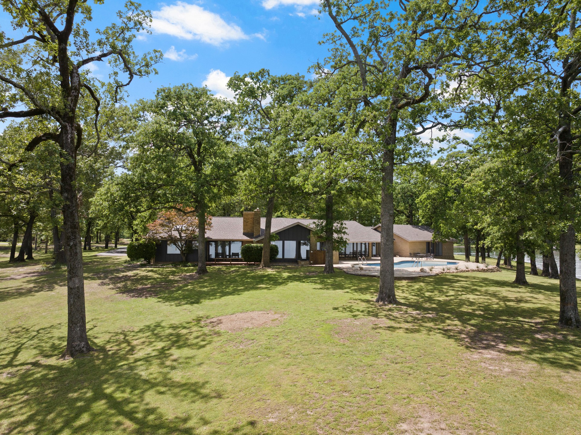 360 County Road 2136 Pittsburg TX 75686