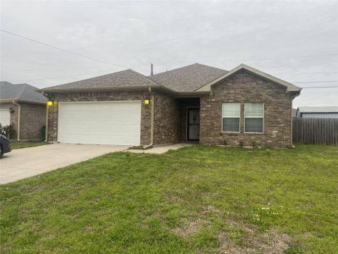 4806 Henry Street Greenville TX 75401