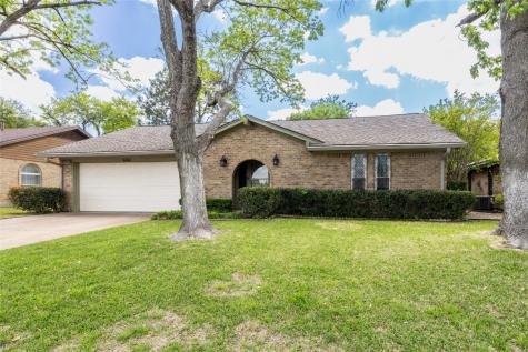 5702 Ridge Drive Arlington TX 76016