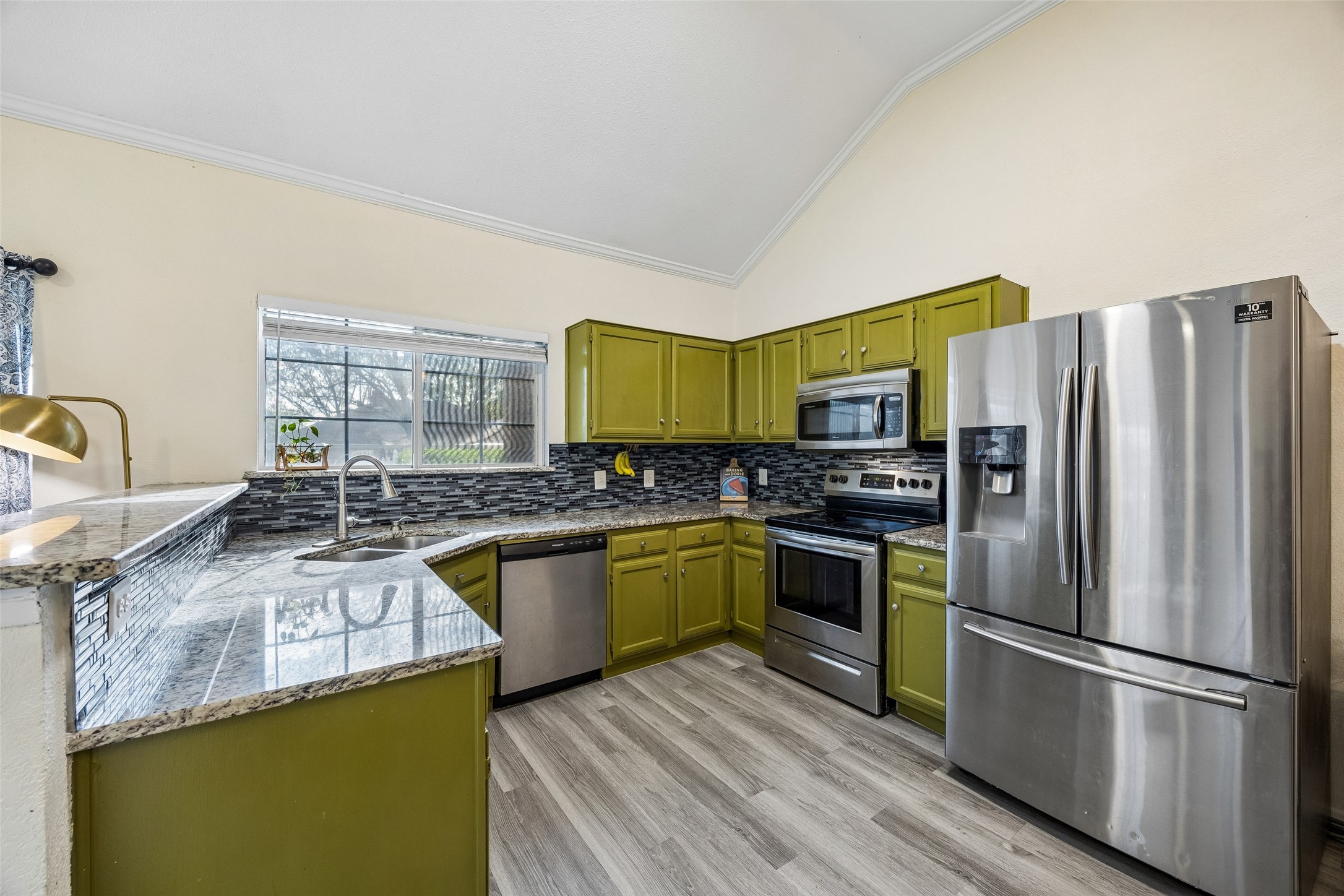 702 Crescent Drive Desoto TX 75115