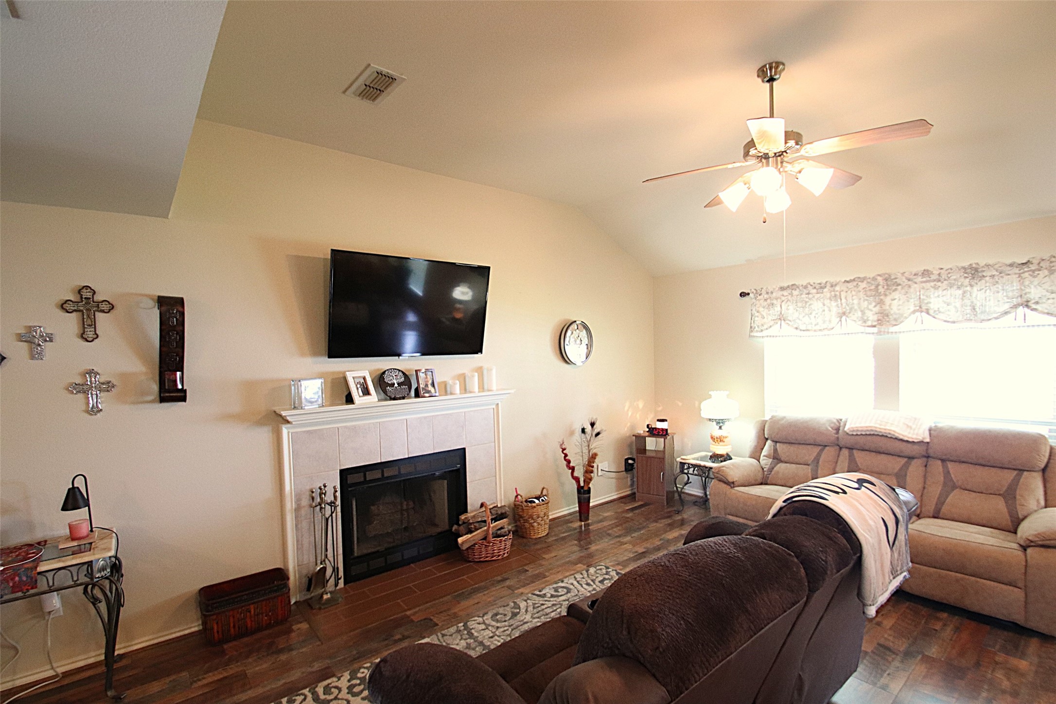 224 Cr 2232 Mineola TX 75773