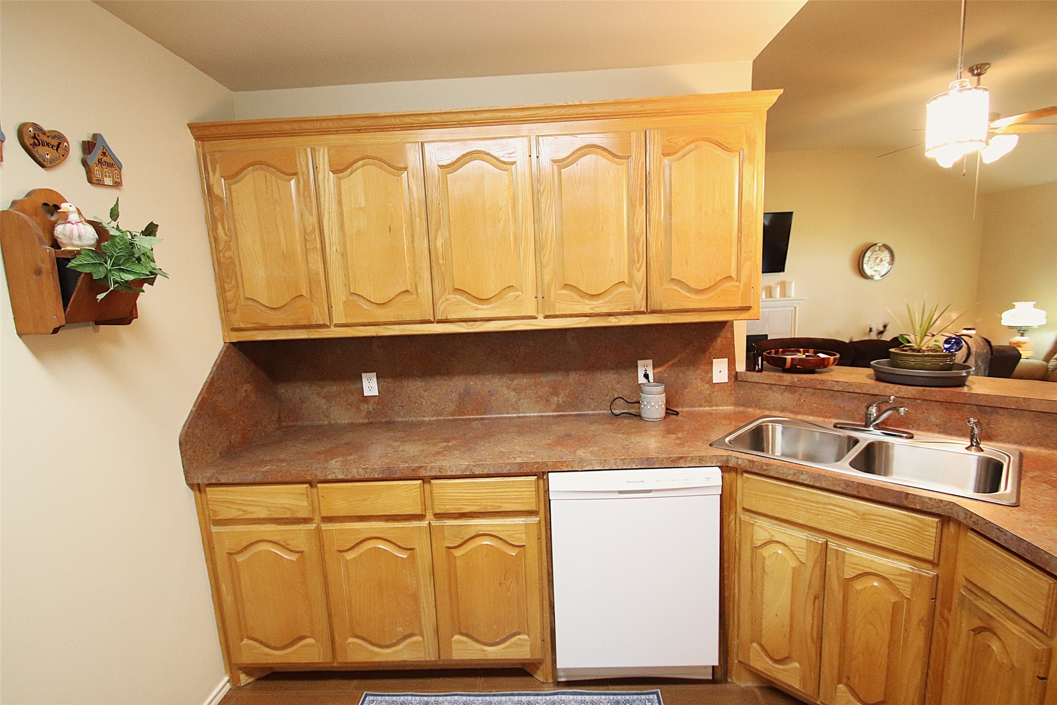 224 Cr 2232 Mineola TX 75773