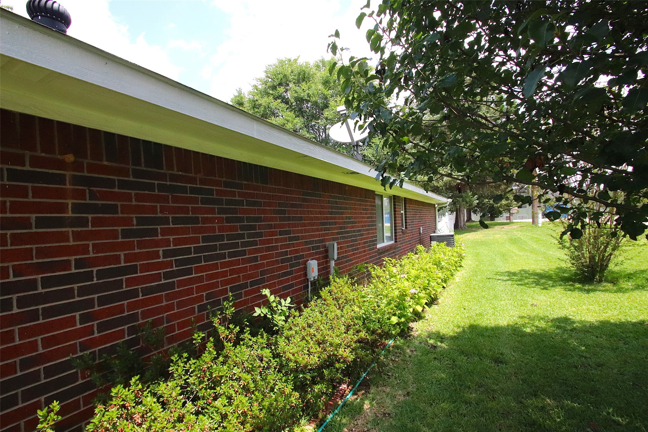 224 Cr 2232 Mineola TX 75773