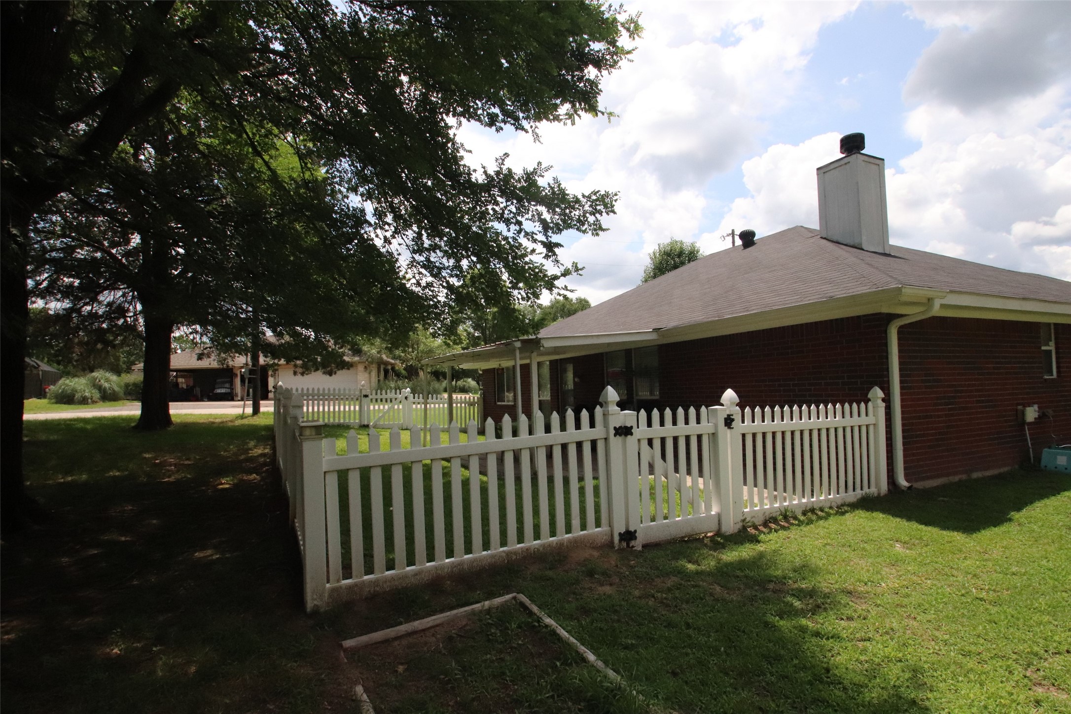 224 Cr 2232 Mineola TX 75773