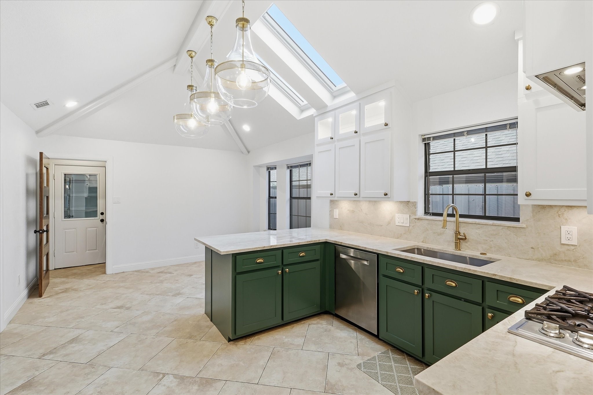 1304 Black Oak Drive Carrollton TX 75007