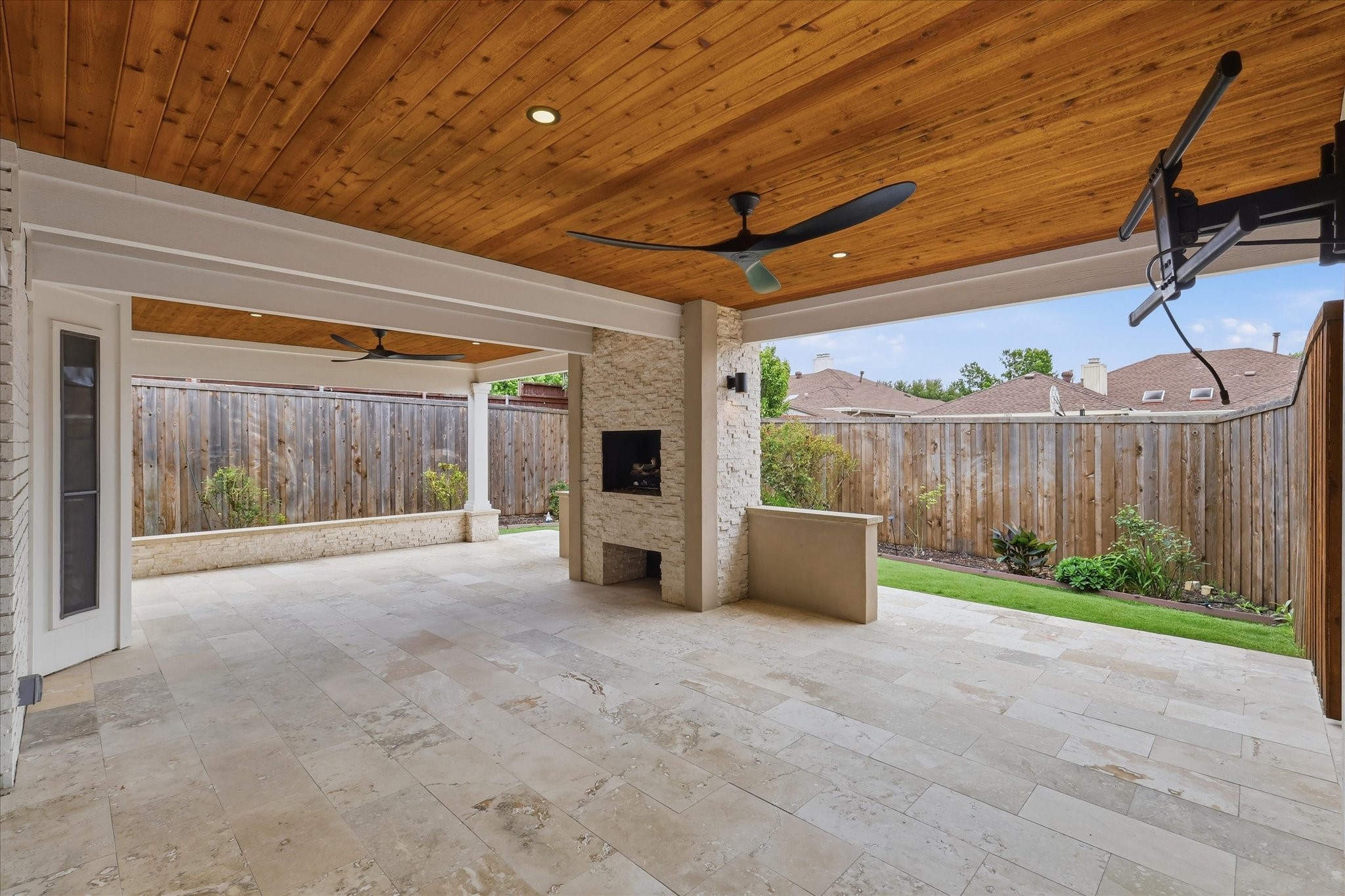 1304 Black Oak Drive Carrollton TX 75007