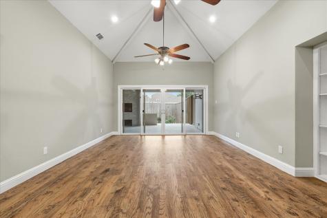 1304 Black Oak Drive Carrollton TX 75007