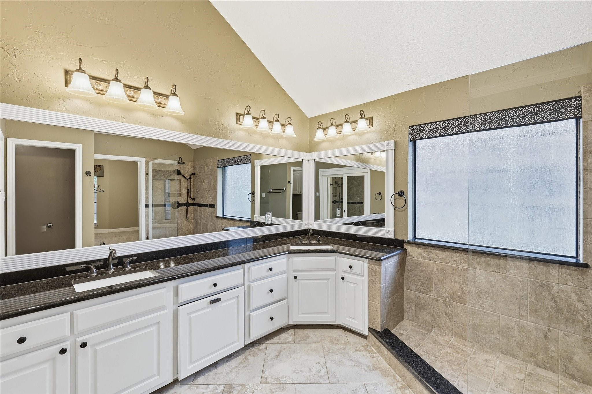 1304 Black Oak Drive Carrollton TX 75007