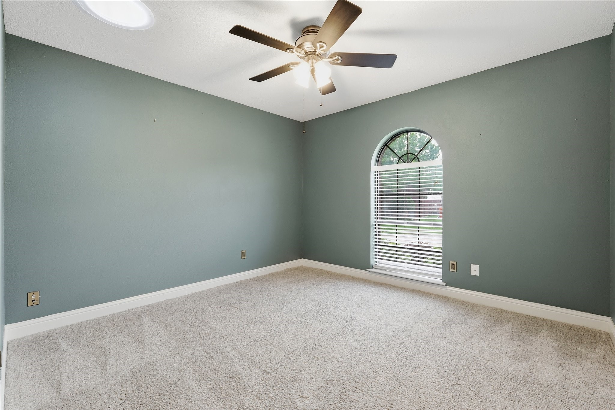 1304 Black Oak Drive Carrollton TX 75007