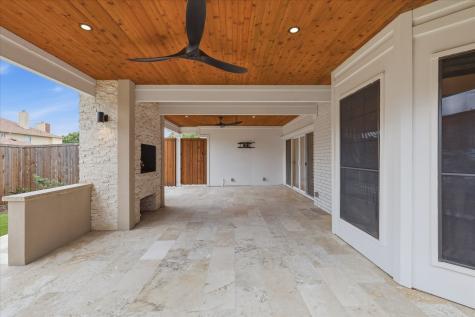 1304 Black Oak Drive Carrollton TX 75007