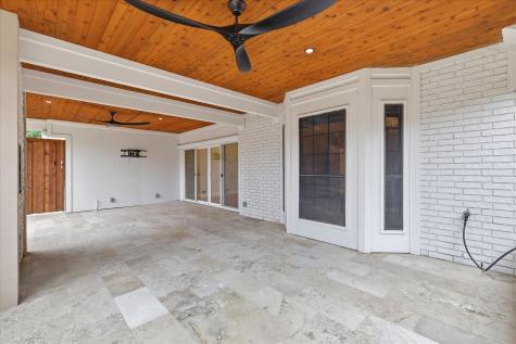 1304 Black Oak Drive Carrollton TX 75007