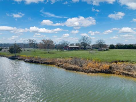 1900 County Road 33900 Powderly TX 75473
