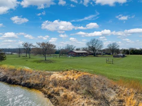 1900 County Road 33900 Powderly TX 75473