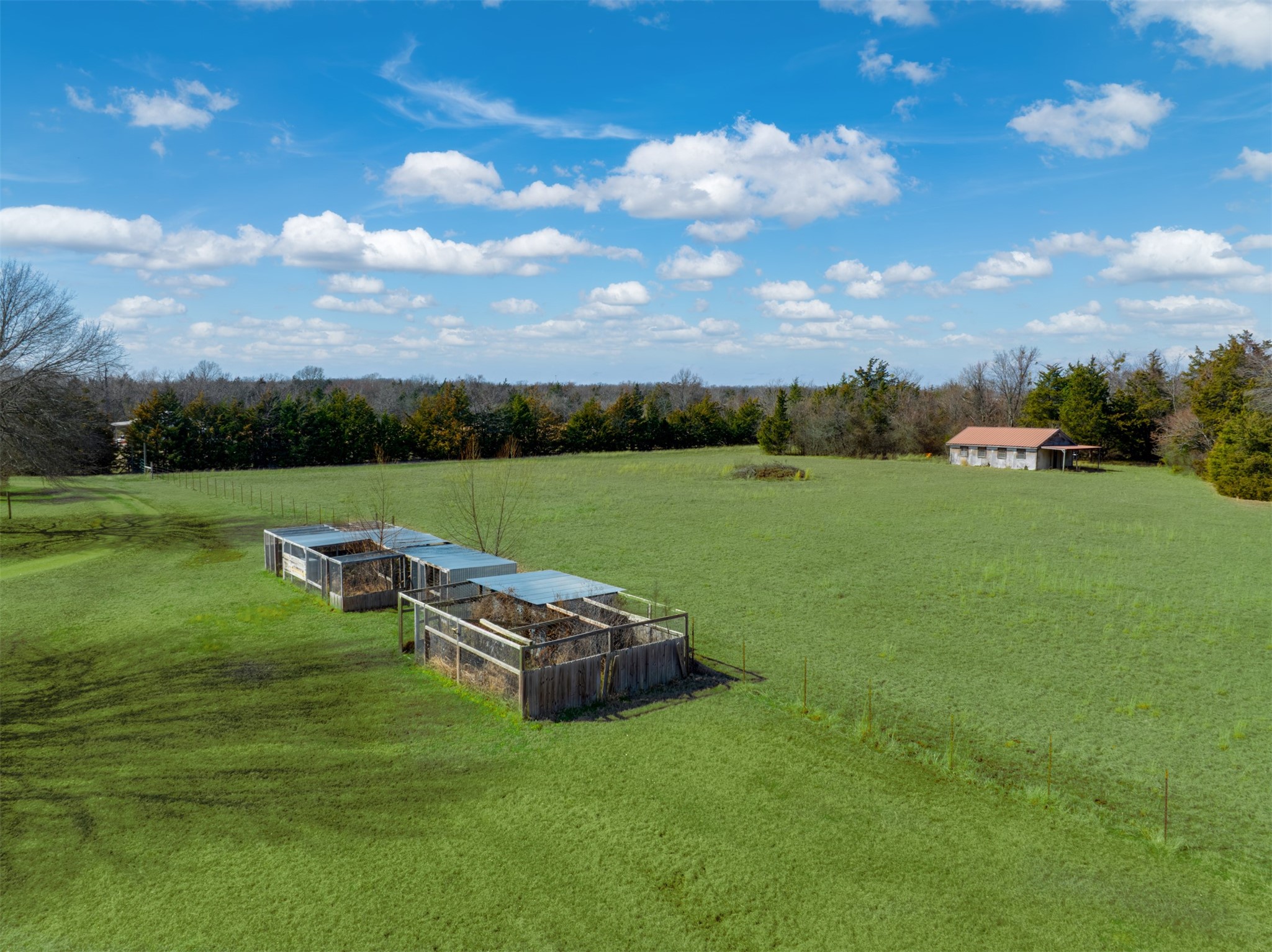 1900 County Road 33900 Powderly TX 75473