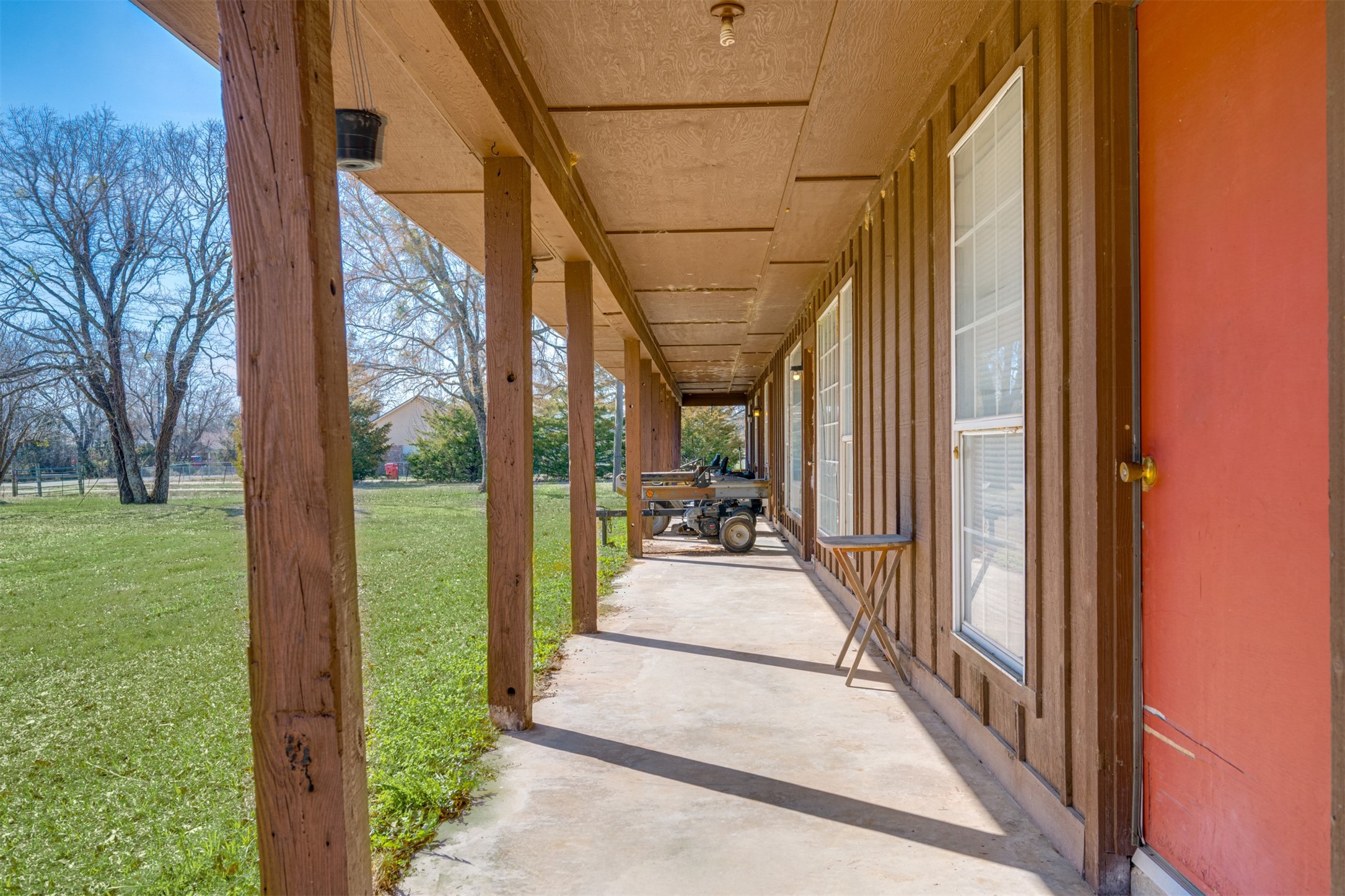 1900 County Road 33900 Powderly TX 75473