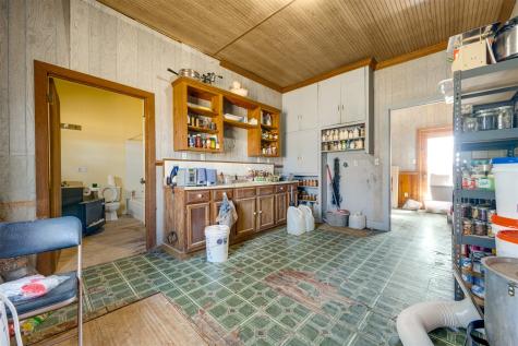 1900 County Road 33900 Powderly TX 75473