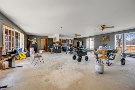 1900 County Road 33900 Powderly TX 75473