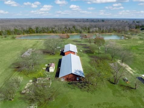 1900 County Road 33900 Powderly TX 75473