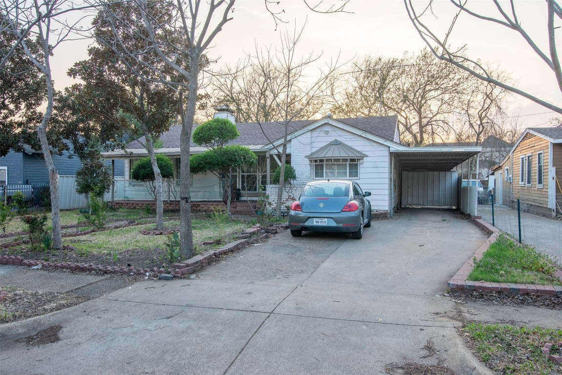 3821 Beechwood Lane Dallas TX 75220